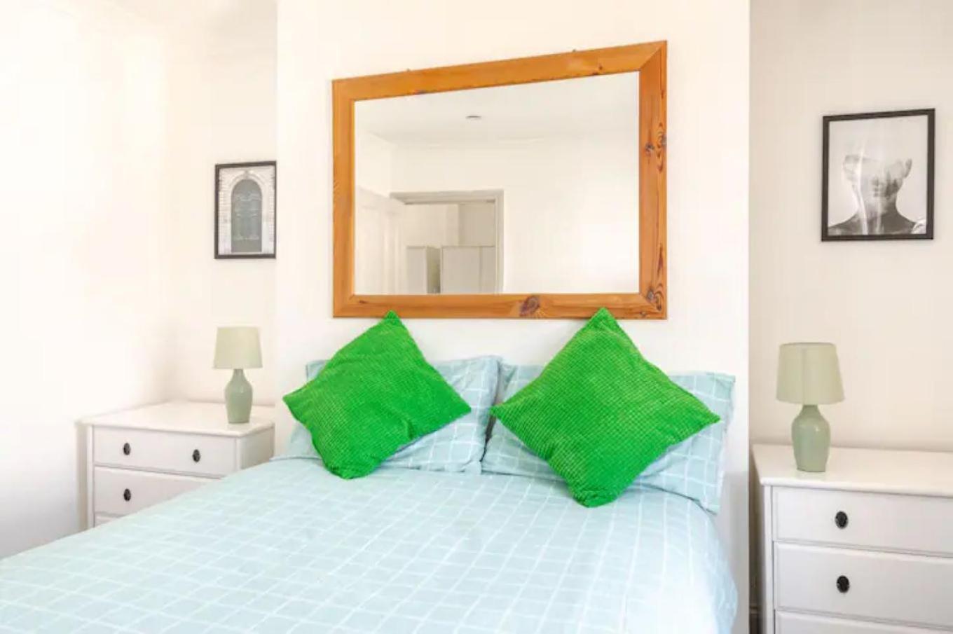 Castle View 2 Bedroom Apartment In Town Centre ヘイスティングス エクステリア 写真