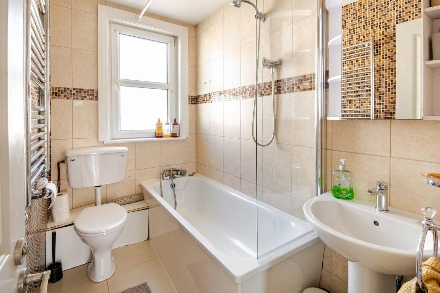 Castle View 2 Bedroom Apartment In Town Centre ヘイスティングス エクステリア 写真